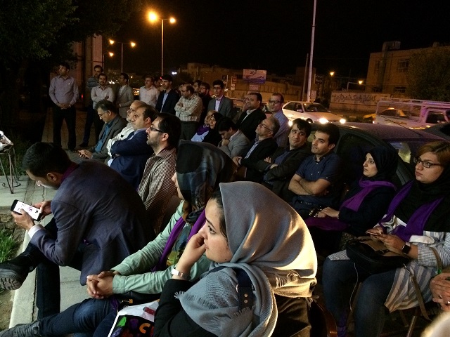 یزدفردا - محمد حسین تقوایی زحمتکش - گزارش تصویری گشایش ستاد انتخاباتی روحانی جوانان حزب اتحاد ملت منطقه یزد یزدفردا - محمد حسین تقوایی زحمتکش - گزارش تصویری گشایش ستاد انتخاباتی روحانی جوانان حزب اتحاد ملت منطقه یزد