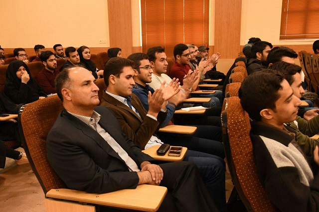 یزد فردا : محمد حسین تقوایی زحمتکش: گزارش تصویری : سمینار مدیریت کسب و کار در هزاره سوم در دانشگاه یزد