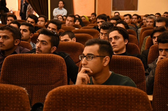 یزد فردا : محمد حسین تقوایی زحمتکش: گزارش تصویری : سمینار مدیریت کسب و کار در هزاره سوم در دانشگاه یزد