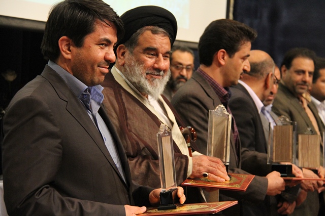 http://www.yazdfarda.com/media/news_gal/file_52395.jpeg