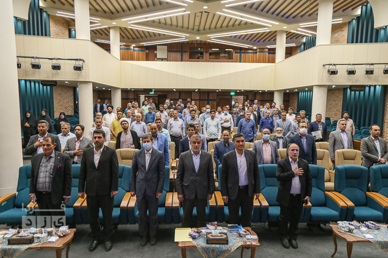 همایش دهیاران و شهرداران با حضورمعاون وزیر کشور در یزد