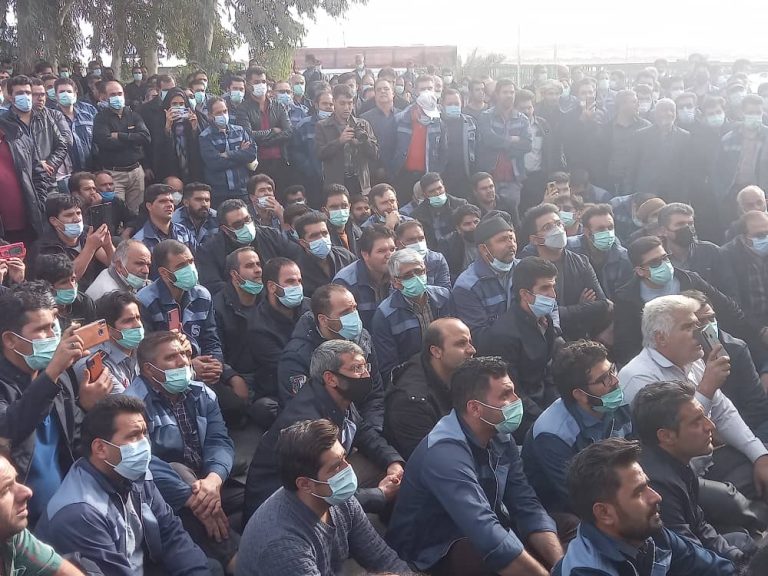 از استاندار یزد به خاطر همراهی با کارگران شرکت سنگ آهن در برابر تصمیم نسنجیده صندوق فولاد تشکر می کنم