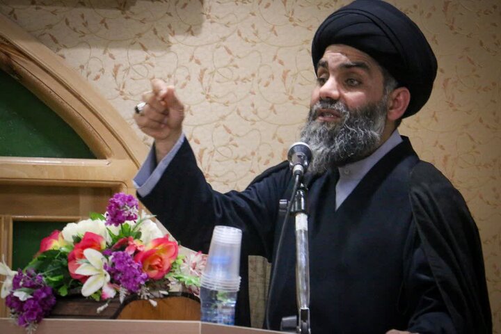 ضرورت تشکیل شبکه ۵۰ هزار نفری از اساتید فعال حوزوی کشور