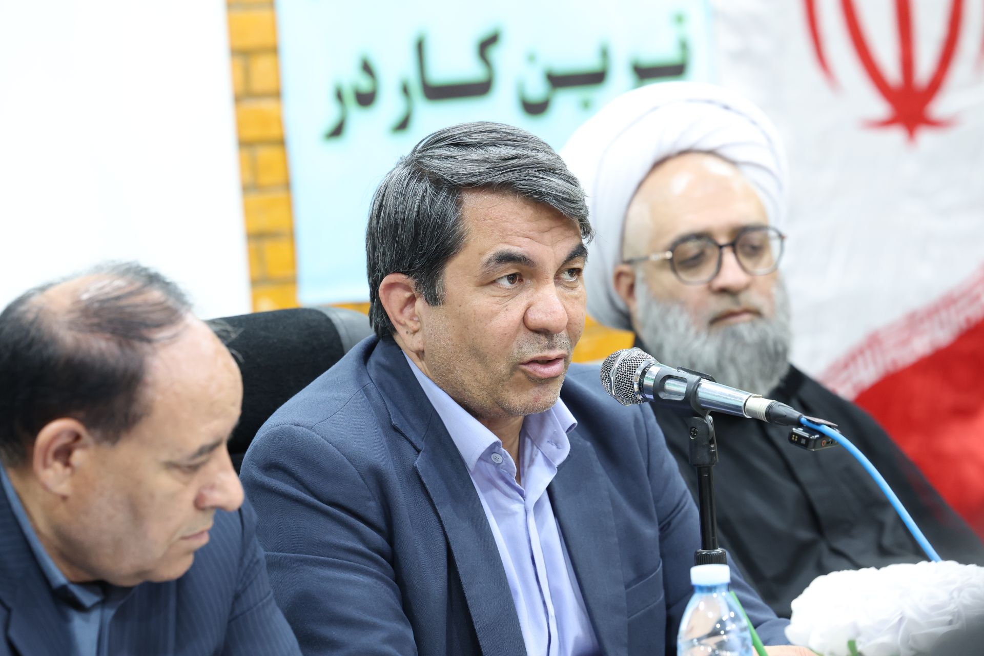 با باز شدن فضای کشور شهرستان شدن شهداد را به‌صورت جدی پیگیری خواهیم کرد