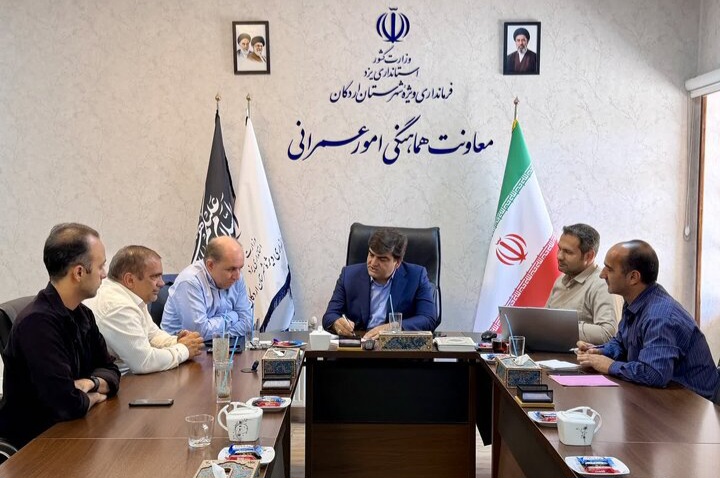 شتاب در توسعه زیرساخت‌های ورزشی اردکان/ بهره‌برداری از ورزشگاه آزادی تا هفته تربیت‌بدنی