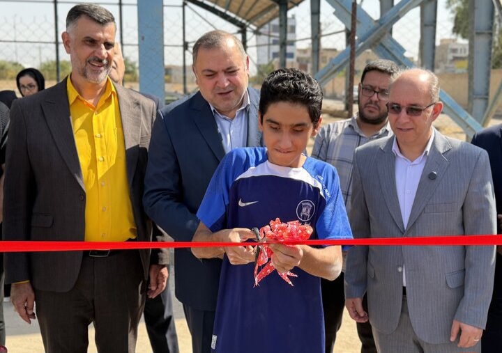 زمین چمن مصنوعی اختصاصی فوتبال نابینایان در یزد افتتاح شد