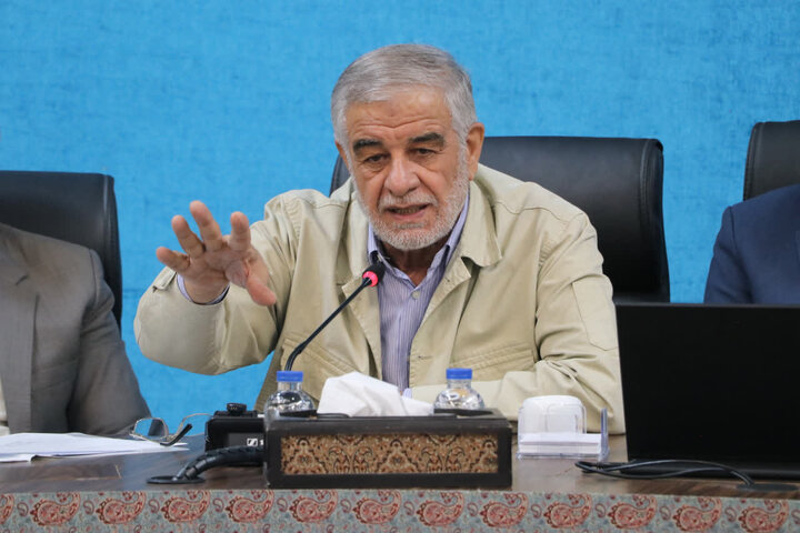 عدم تناسب سهم یزد از اعتبارات با درآمدهای استان/ حکمرانی استانی بدون منابع محقق نمیشود عدم تناسب سهم یزد از اعتبارات با درآمدهای استان/ حکمرانی استانی بدون منابع محقق نمیشود