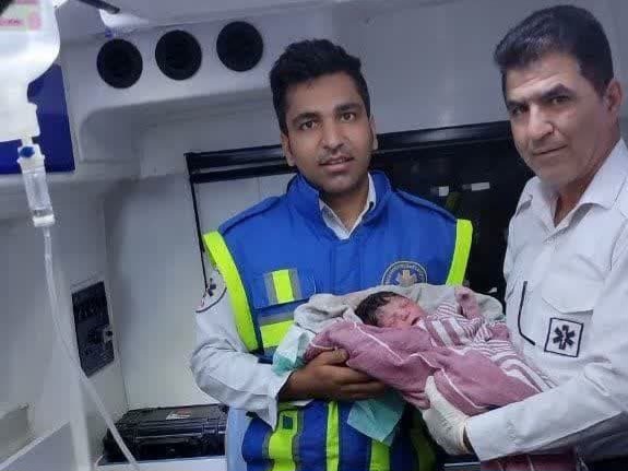 دختر عجول یزدی چشم به دنیا گشود