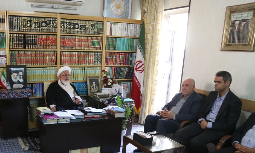 دست دلالان باید از بازار کوتاه شود