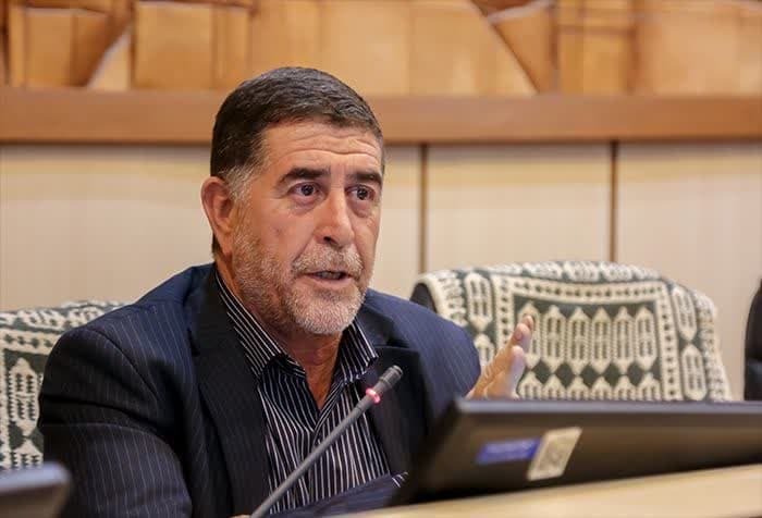 زمین‌ها و ساختمان‌های واقع در طرح شهرداری تعیین تکلیف شود