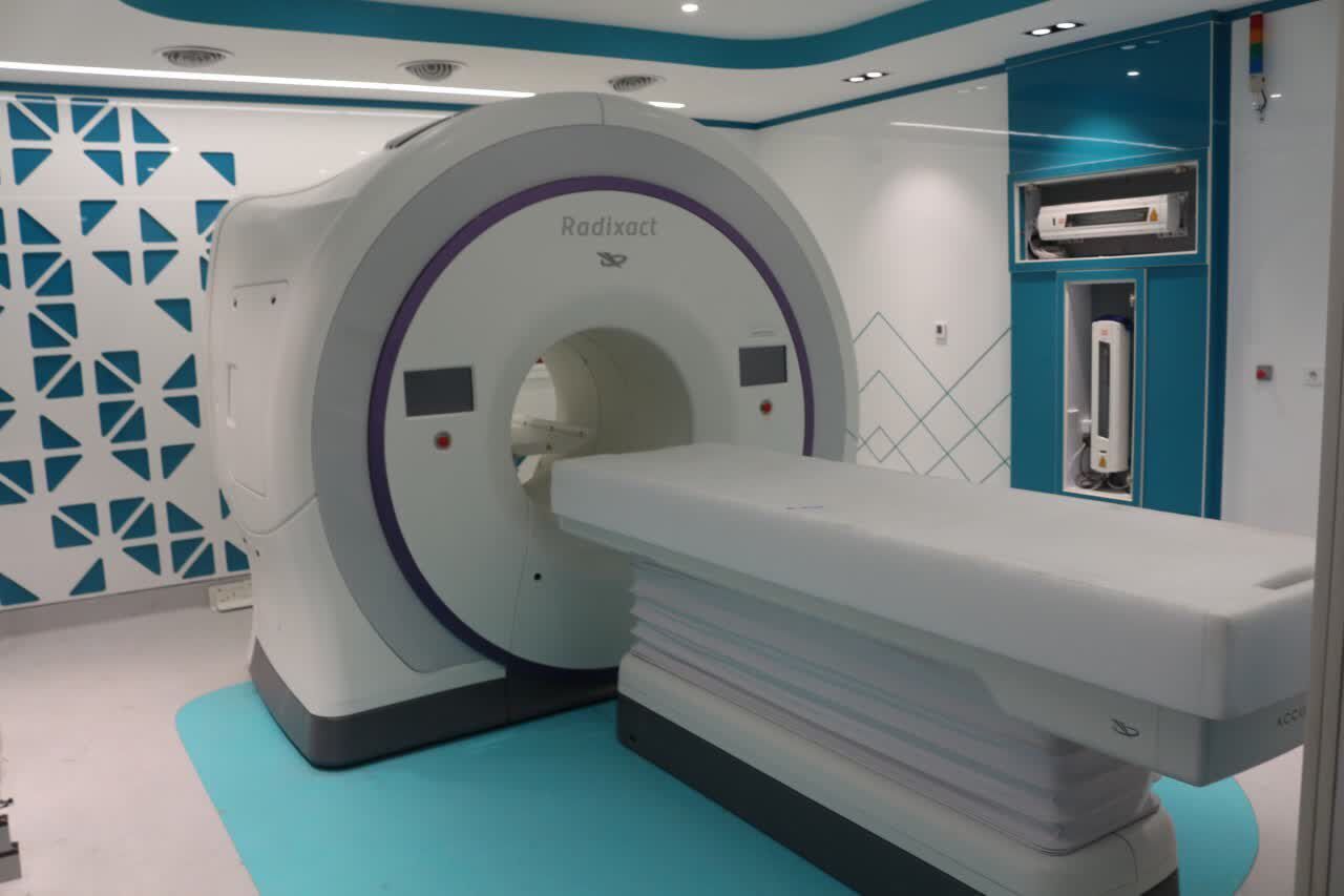 تجهیز مرکز شیمی درمانی شهیدرمضانزاده به دستگاه پیشرفته توموتراپی