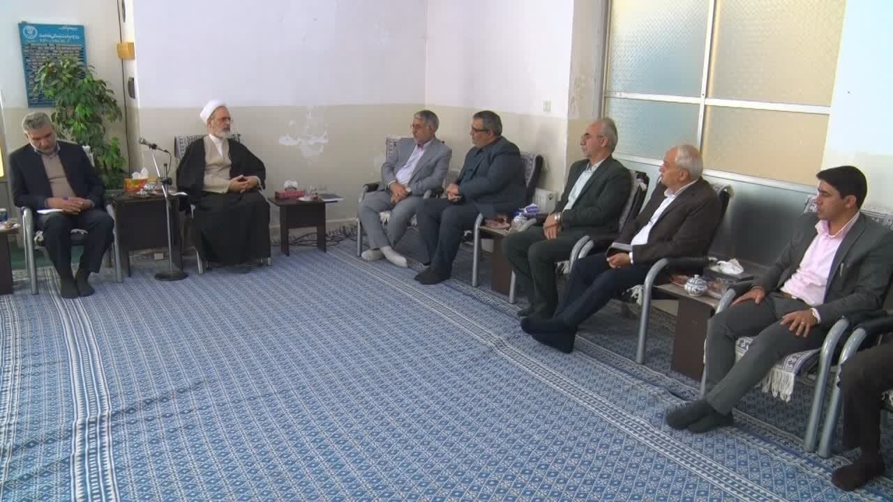 با زمین خواری دانه درشت‌ها به شدت برخورد شود
