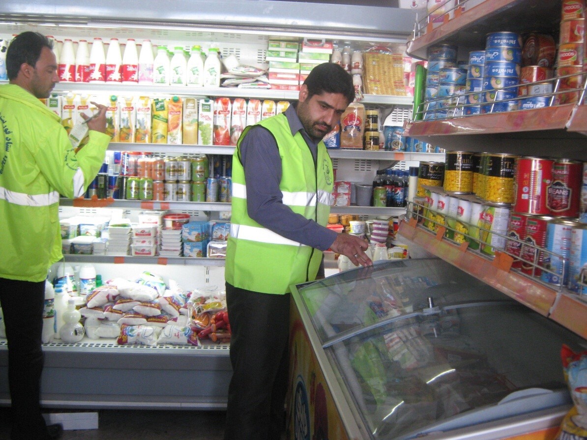 مانور نظارت بر مراکز تامین، تولید و توزیع کالا‌های اساسی در شهرستان یزد