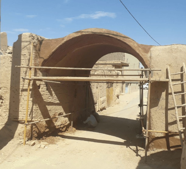ساباط محله قلعه ی تاریخی میبد مرمت شد