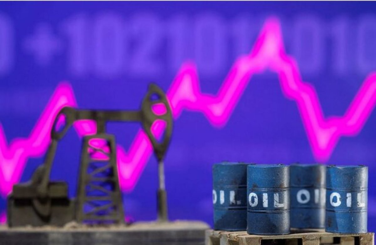 نفت از مرز ۱۳۳ دلار عبور کرد/قیمت روبل روسیه سقوط آزاد کرد