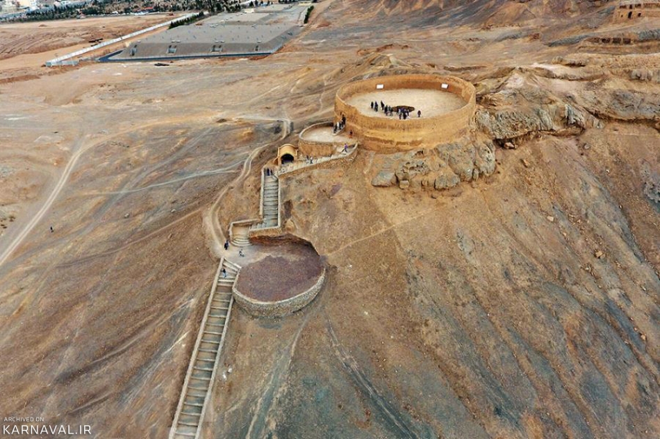 بازدید از دخمه زرتشتیان یزد را از دست ندهید