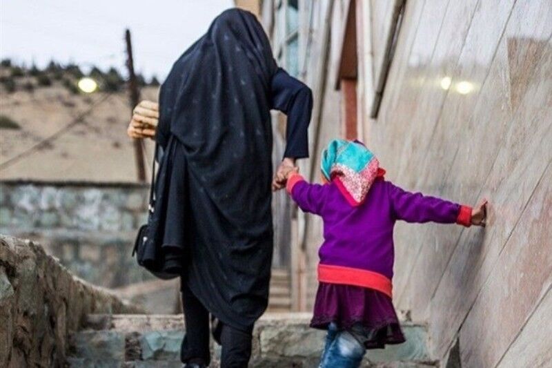 نیمی از سرپرستان خانوارهای کمیته امداد یزد زن هستند