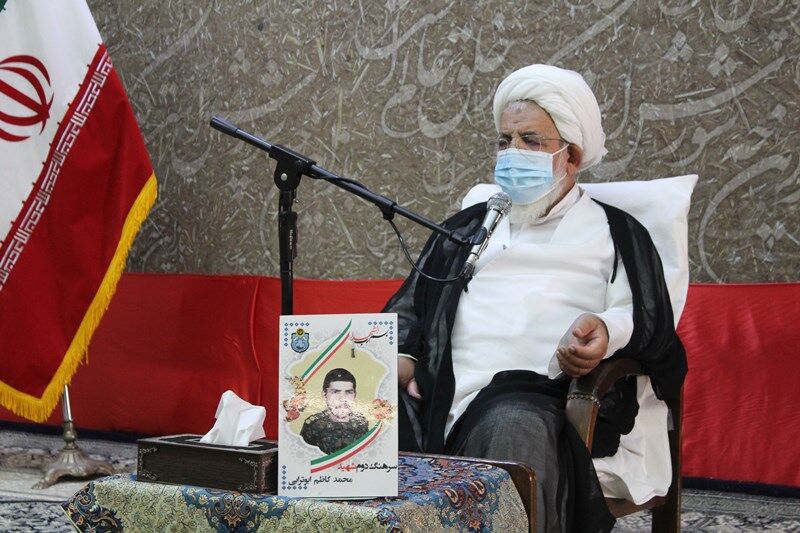 امام جمعه یزد: برنامه‌های فرهنگی در نیروی انتظامی تقویت شود