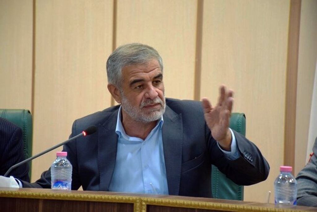 نماینده یزد و اشکذر: برخی از خطوط تولید به دلیل نبودن قطعه تعطیل است 