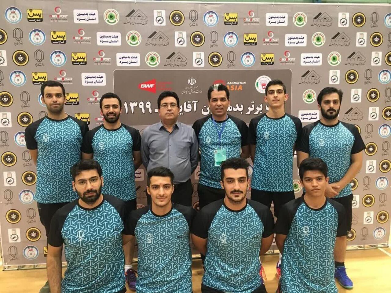 تیم بدمینتون دانشگاه یزد در لیگ برتر کشور نایب قهرمان شد