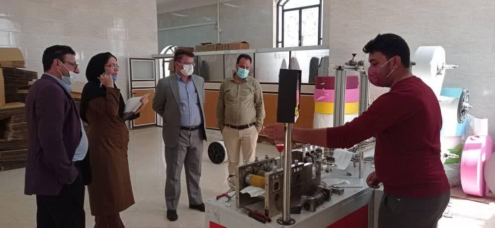 واحد تولید ماسک سه‌ لایه در مهریز افتتاح شد