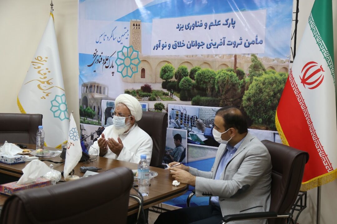 خودباوری را در جوان ایرانی تقویت کنیم