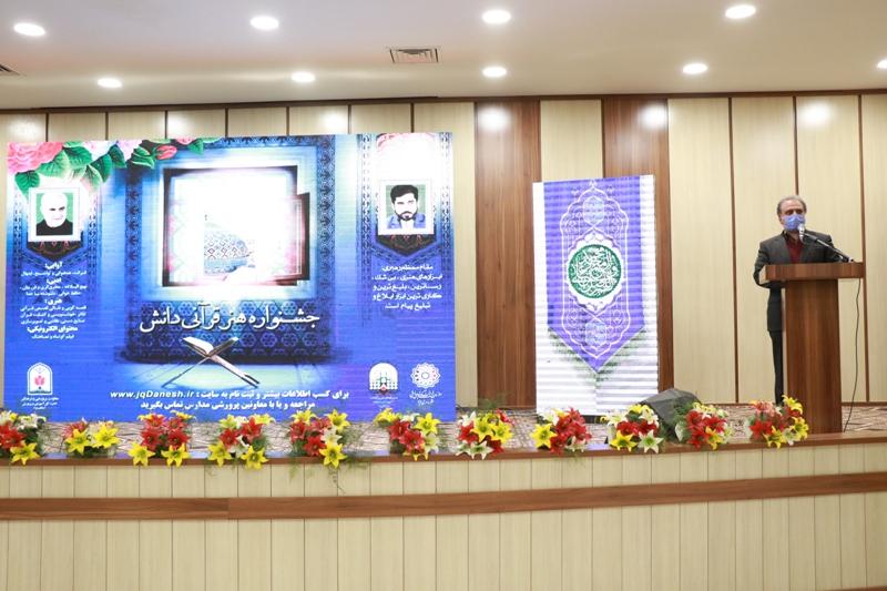 شهردار یزد بر لزوم تقویت مبانی فرهنگی و اعتقادی دانش آموزان تأکید کرد