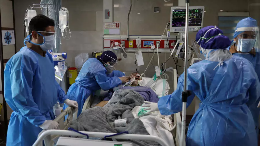 وضعیت ۸۰ بیمار کرونایی در یزد وخیم است
