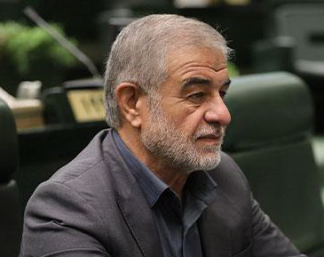 اگر عزم بر حل مشکلات باشد بایستی اختیاراتی به استان ها واگذار شود