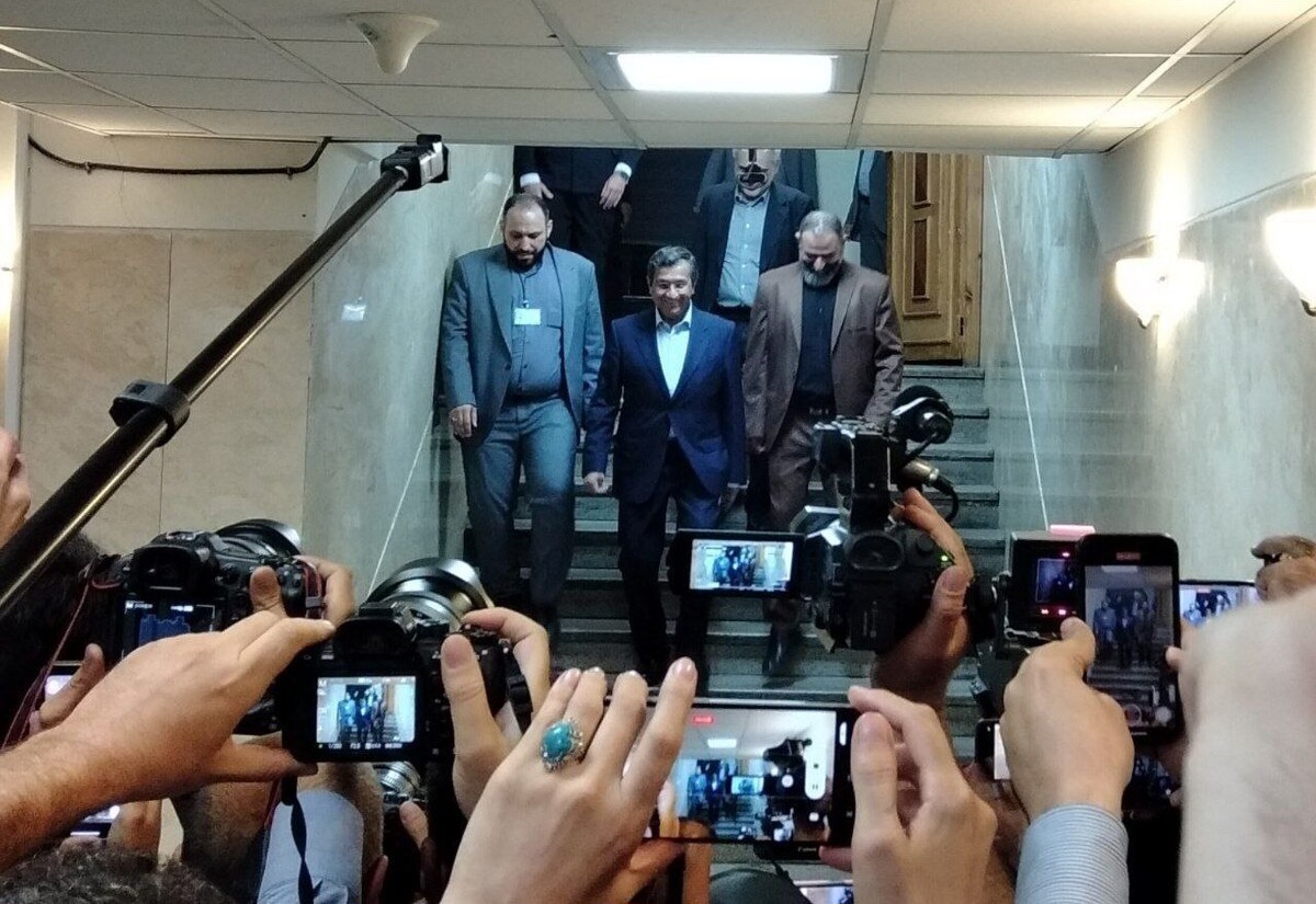 فیلم| همتی داوطلب انتخابات ریاست‌جمهوری شد