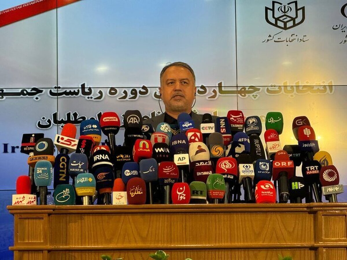 ۸ کاندیدا مدرک دکترا دارند، ۴ کاندیدا کارشناسی ارشد