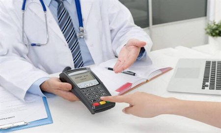 خراب بودن عمدی کارت خوان در مطب تخلف است