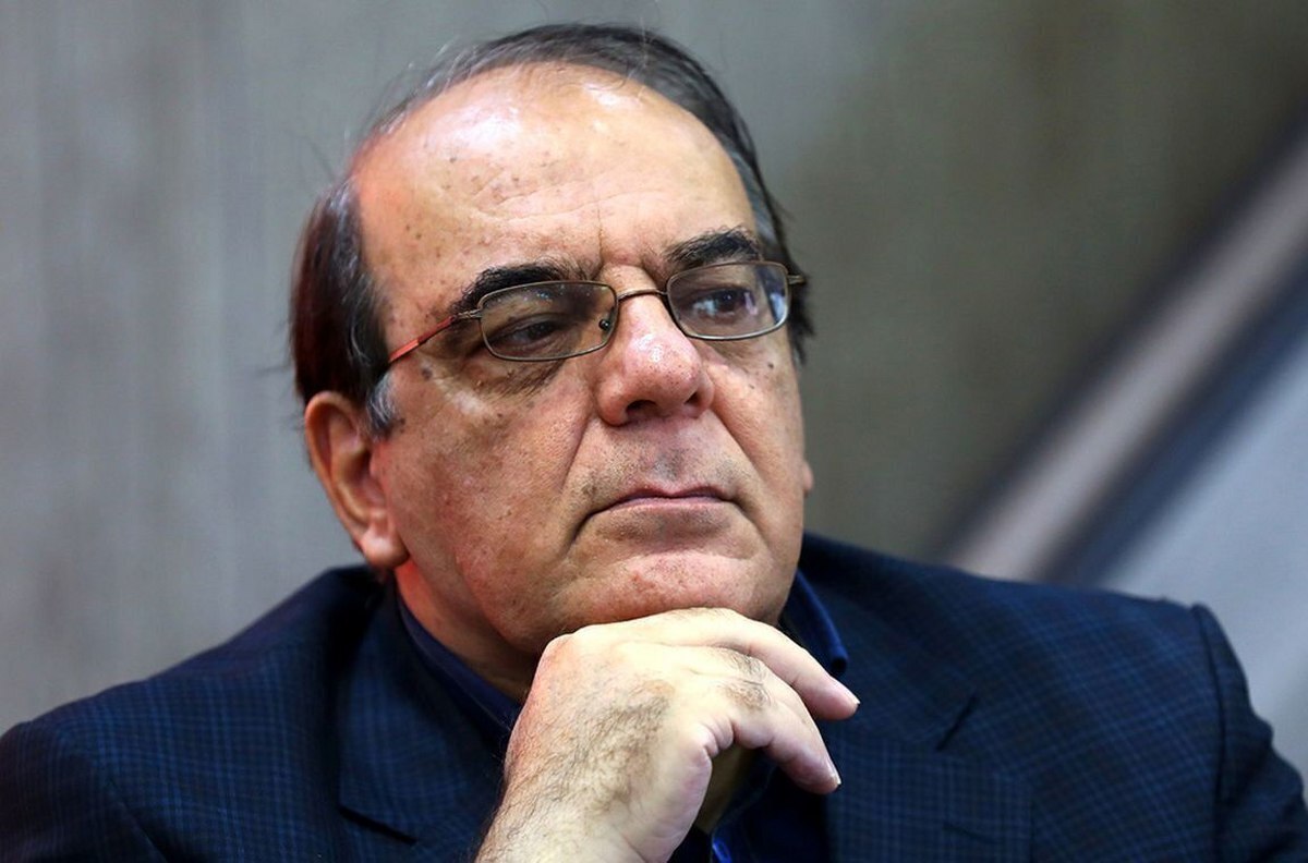 عباس عبدی: ایجاد و رفع تنش به تنهایی دست پزشکیان نیست