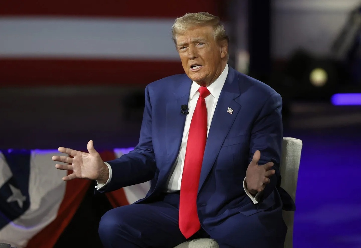 ترامپ: پهپادهای مرموز را ساقط کنید