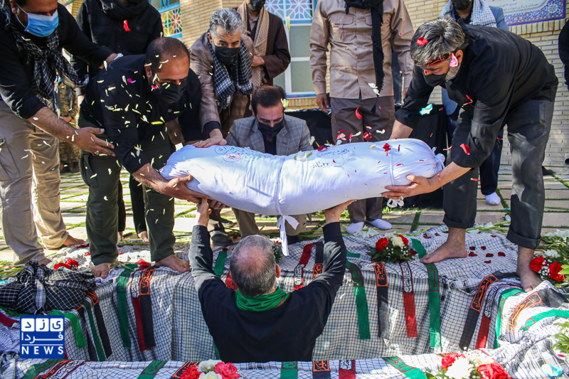 تشییع و خاکسپاری پیکر پاک شهید گمنام در صدا و سیمای مرکز یزد
