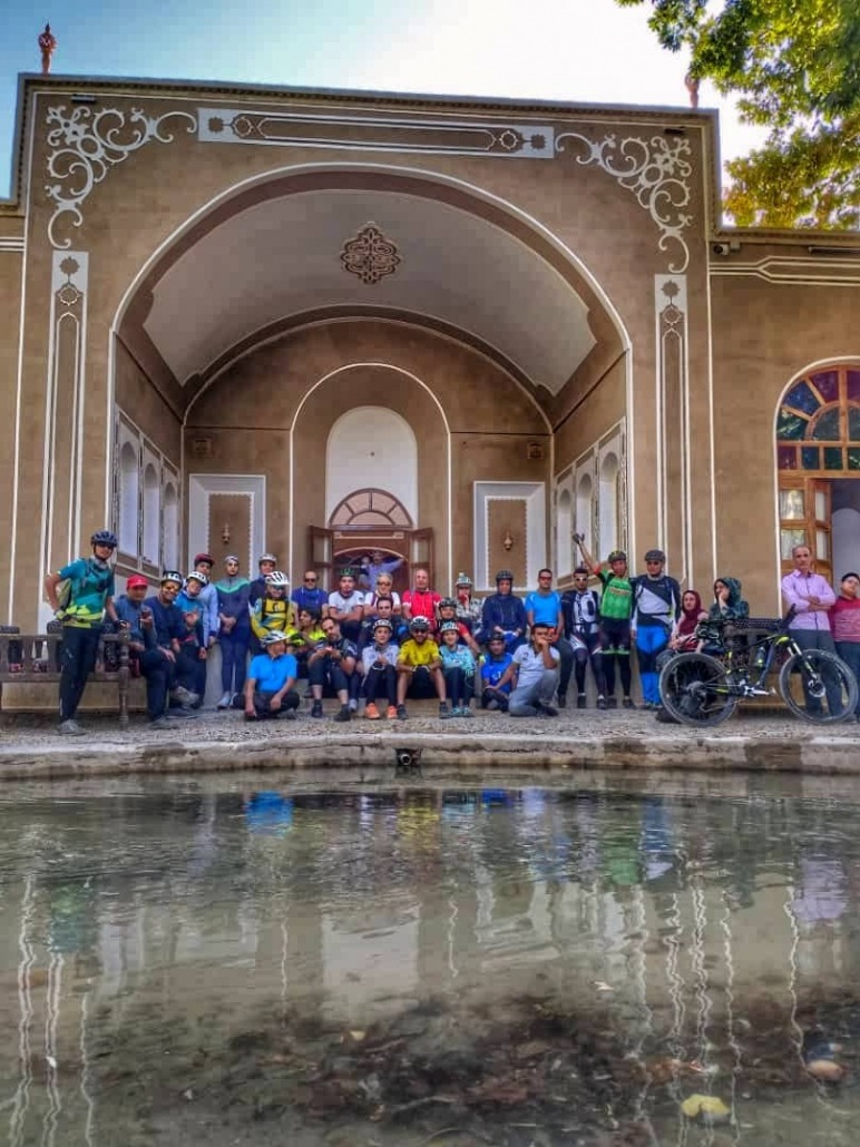 تور گردشگری دوچرخه سواری اصفهان، به مهریز رسید