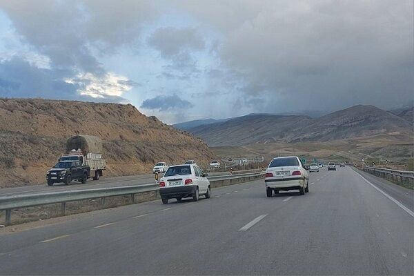 رشد ۵۰ درصدی تردد بین استانی در یزد رشد ۵۰ درصدی تردد بین استانی در یزد