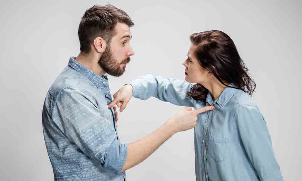 اشتباه متداول زوجین در مشاجره چیست؟