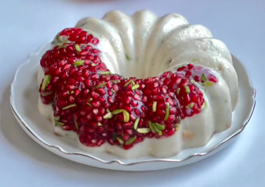 روکر انار؛ یک دسر جذاب و خوشمزه برای شب یلدا