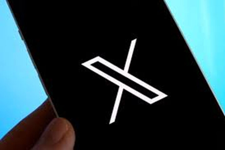 X بازهم دردسر درست کرد!