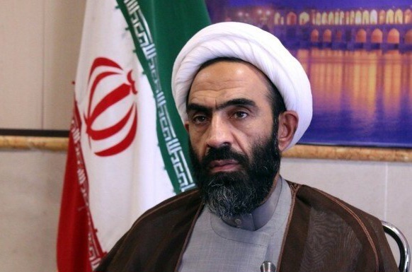 عصبانیت نماینده مجلس از هجوم اتباع خارجی به مدارس ایران/ آقای قالیباف منتظر توضیح هستیم