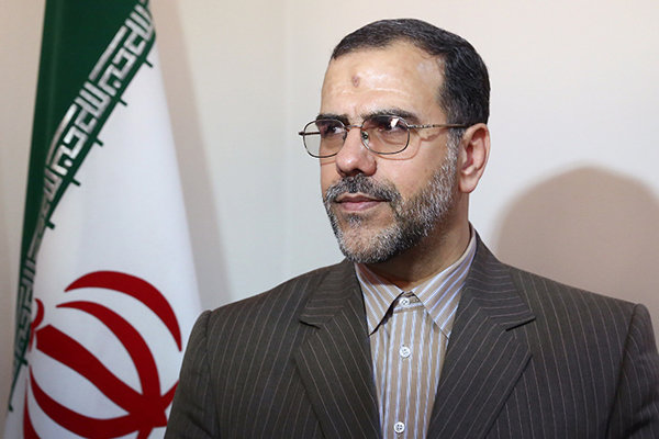 معاون پارلماني رئيس جمهور: دولت مخالف تعطيلي پنجشنبه‌هاست/ اين طرح آثار نامناسبي دارد