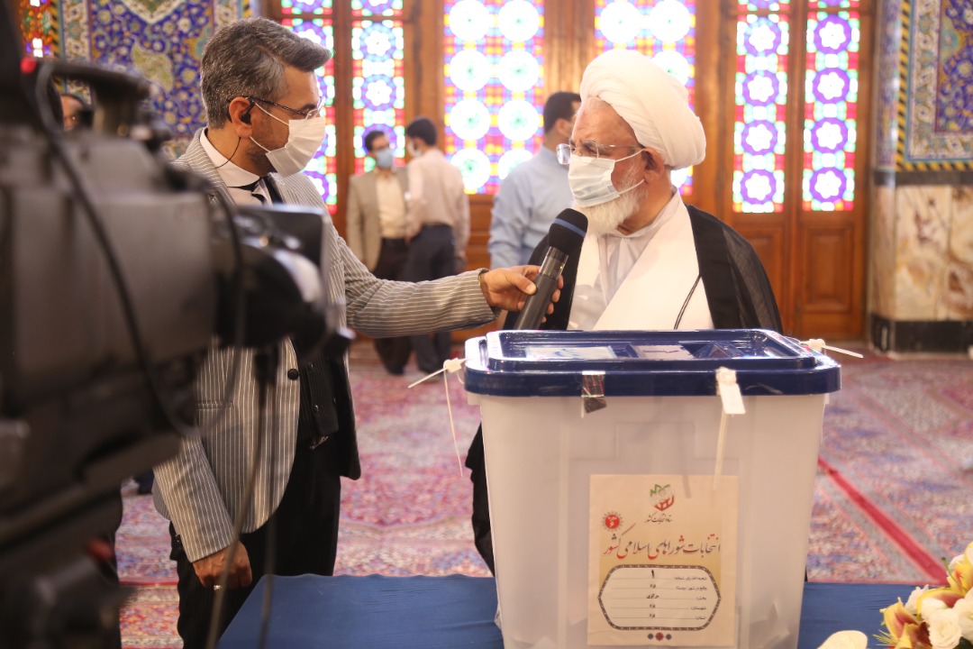 ملت ایران نسبت به سرنوشت کشور احساس مسئولیت می‌کنند