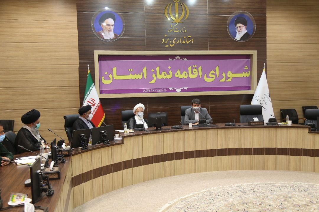 ارتباط مردم با مساجد و روحانیت تقویت شود