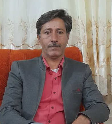دهیار روستای احمد آباد شهرستان هرات: توسعه روستا نیازمند توجه بیش از پیش مسئولین استان/ درخواست بازنگری در طرح هادی از درخواست های اصلی مردم روستا است 