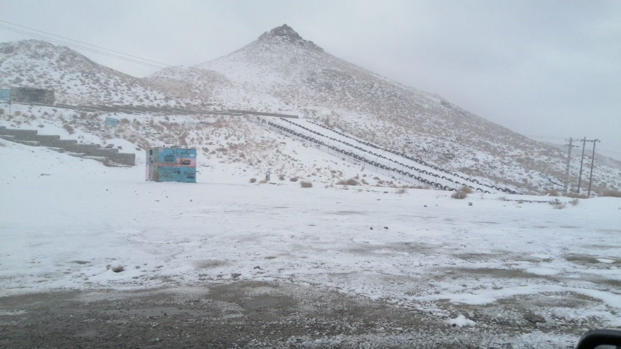 بارش برف در ارتفاعات شیرکوه یزد