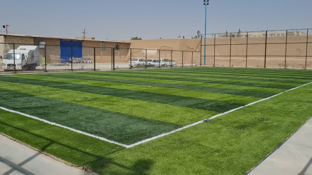 افتتاح زمین چمن مصنوعی در یزد
