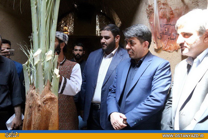 افتتاح هتل بوم‌گردی قلعه آریز بافق توسط وزیر تعاون، کار و رفاه اجتماعی