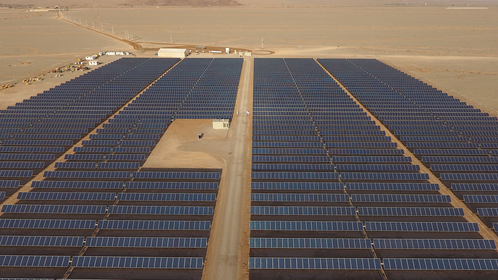 تلاش برای جذب سرمایه‌گذار نیروگاه‌های خورشیدی در استان یزد