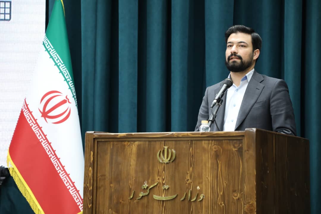 سیاست ما در عرصه موسیقی سیاست انقباضی نیست/ فرهنگ مهاجم بیگانه میخواهد ذائقه موسیقایی مردم را مبتذل کند